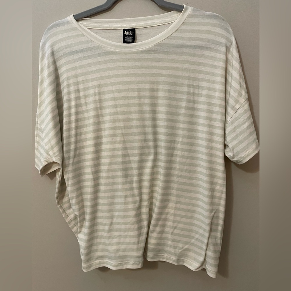REI Coop‎ Beyonder striped shirt XL
